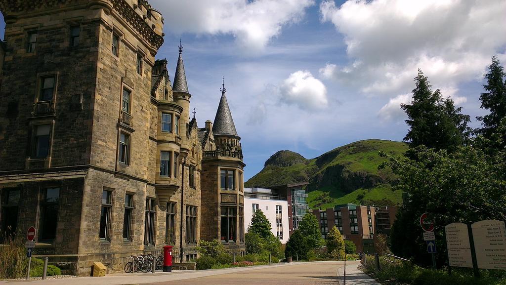 Summer Stays At The University Of Edinburgh Exteriér fotografie